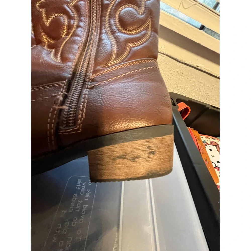 Cat and Jack Kids Brown Faux‎ Leather Western Cowboy Boots Size 3 Side Zip